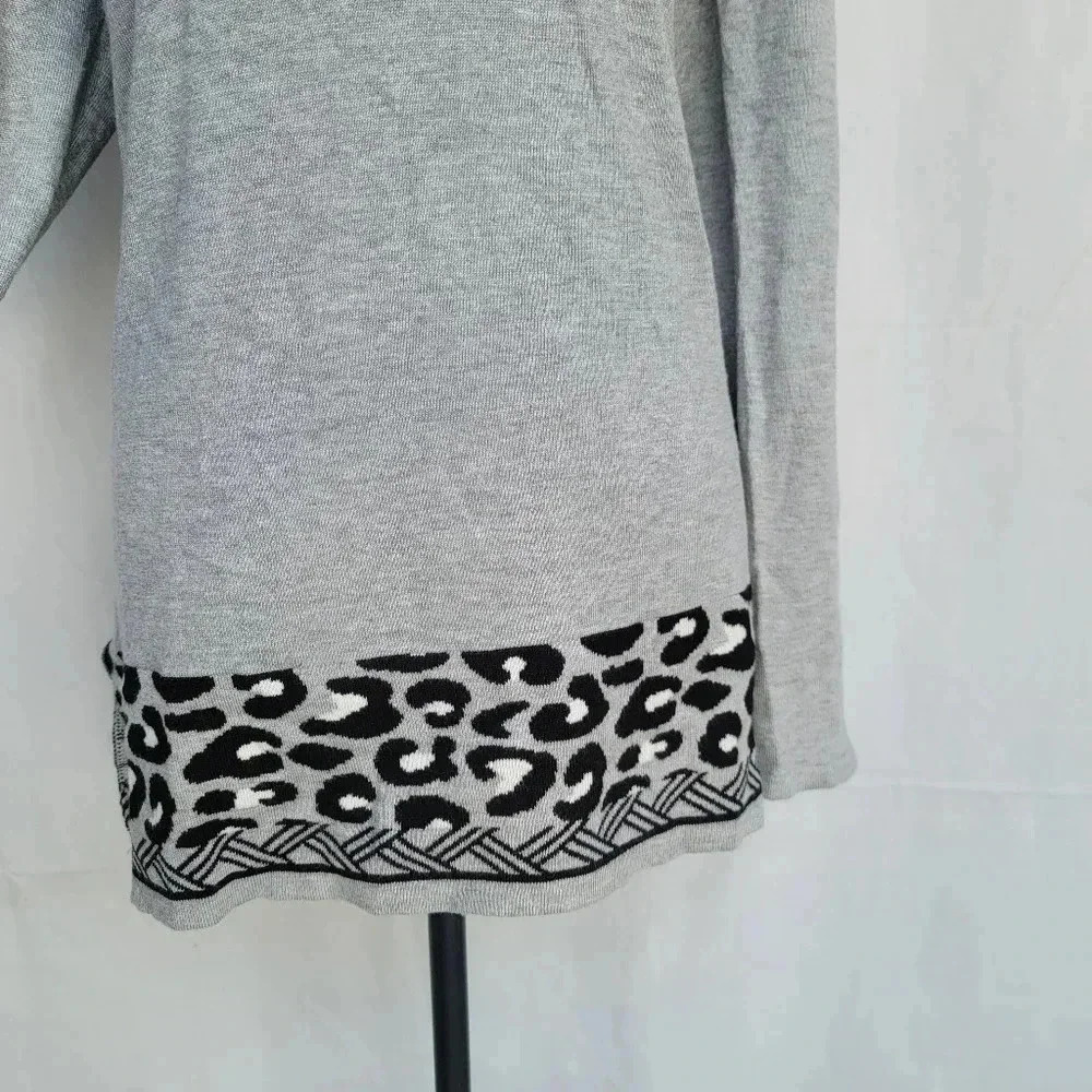 NWT Croft & Barrow Woman Sweater Gray Black Attached Scarf M Lightweight Knit - Picture 11 of 12